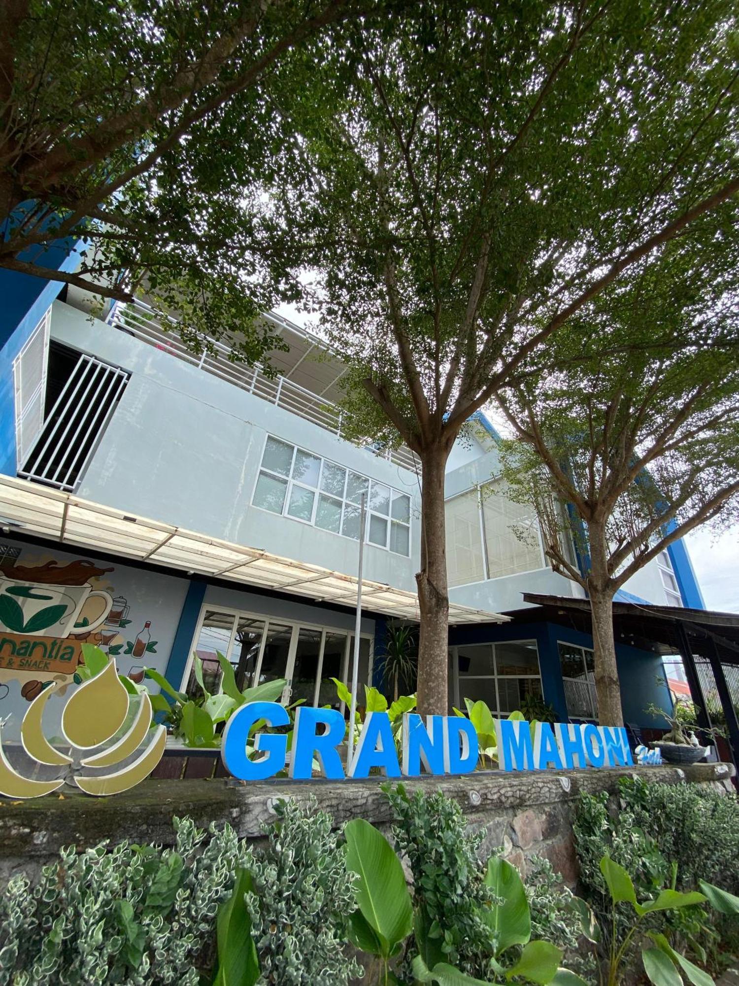 Hotel Grand Mahoni 2*