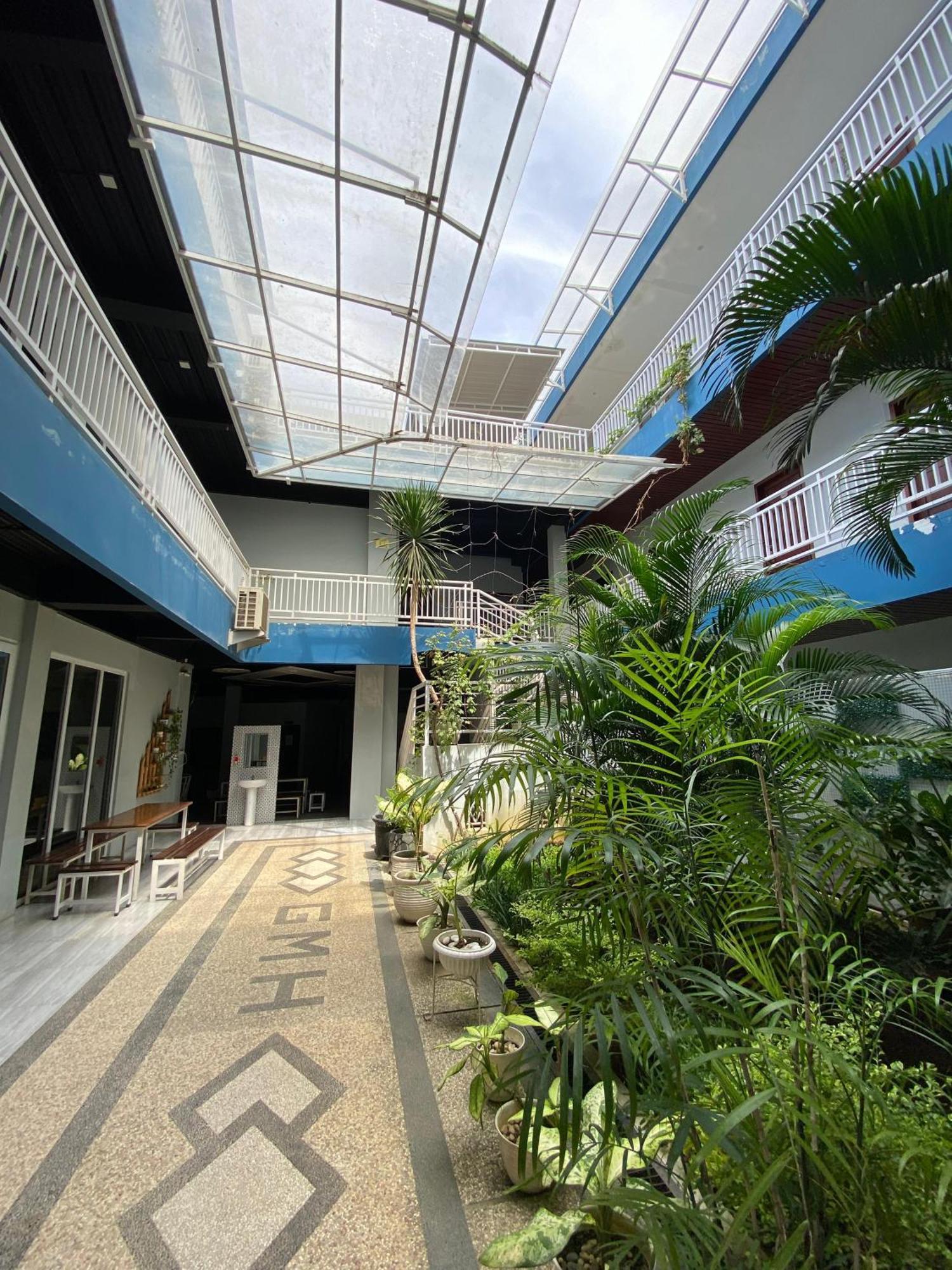 Grand Mahoni Hotel Banda Aceh